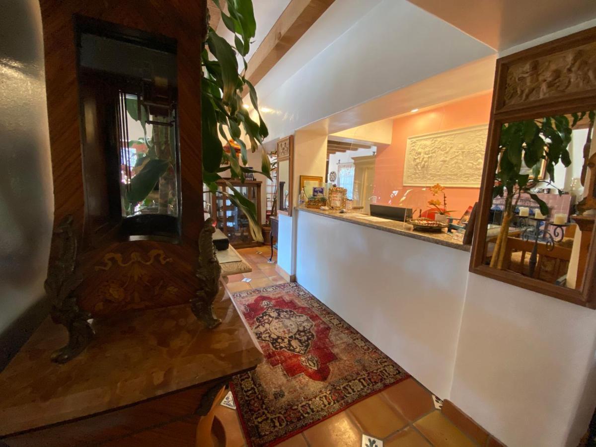 Villa Rosa Inn Santa Barbara Buitenkant foto